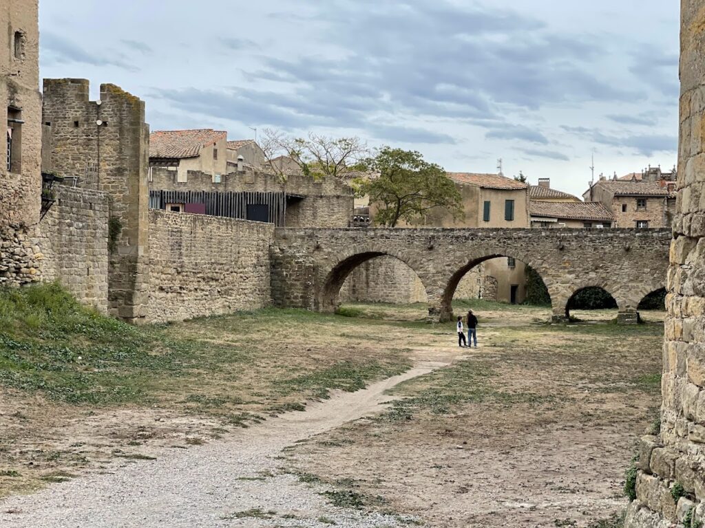 What is carcassonne famous for castle - carcassone je taime